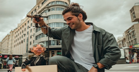 MARIO EZNO – Las Aventuras de Manolo Bolaño (GACHAS COMEDY 2026)