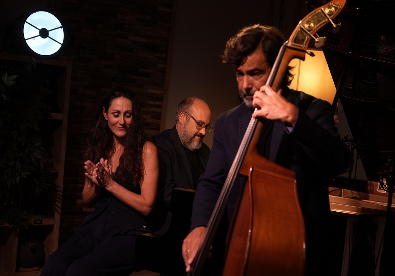 Marinera en Tierra - Gran Teatro  (Manzanares)