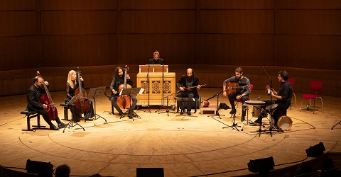 Romances. Entre Oriente y Occidente