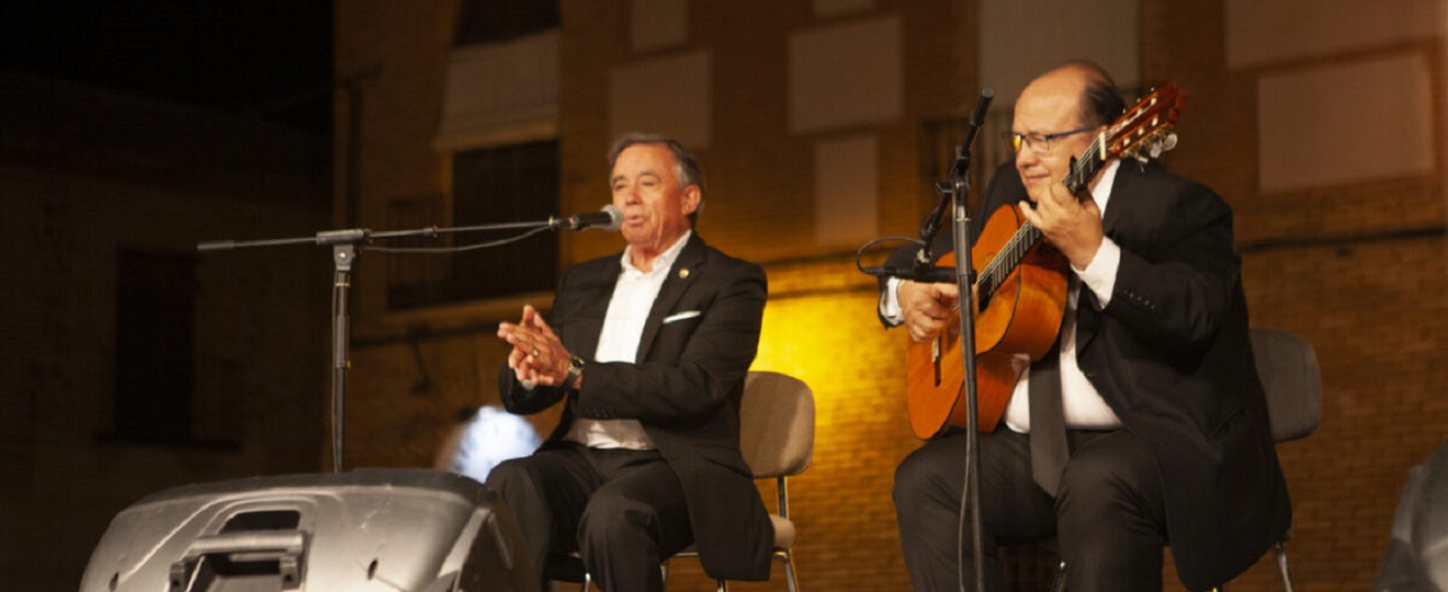 Recital flamenco a cargo de: Roque Barato “El Torres” y Rafael Trenas.